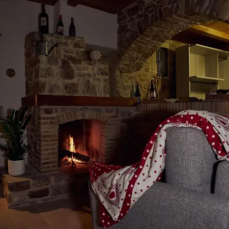 לינה וארוחת בוקר Il Cortiletto Del Borgo 3*