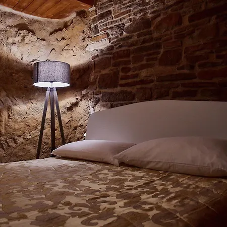 Il Cortiletto Del Borgo לינה וארוחת בוקר 3*