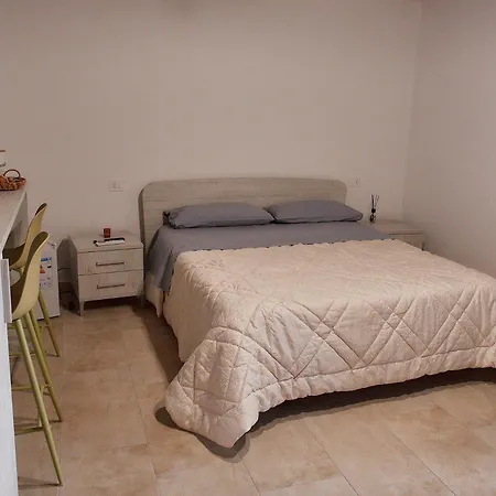 Il Cortiletto Del Borgo 3* Pietra Montecorvino